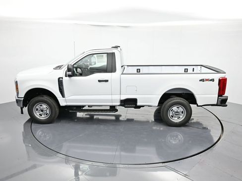 New 2026 Ford F250 XL w/ XL Chrome Package image 31