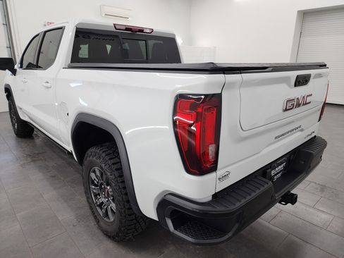 Used 2024 GMC Sierra 1500 AT4X image 6