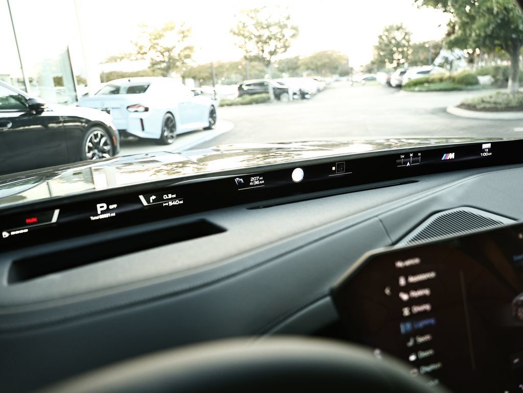 New 2027 BMW 740i w/ Executive Package RWD image 35