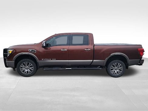 Used 2018 Nissan Titan Platinum Reserve w/ Platinum Utility Package image 27