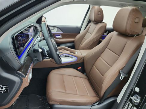 Certified 2026 Mercedes-Benz GLS 450 4MATIC image 15