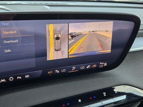 Used 2025 Buick Enclave Preferred image 19