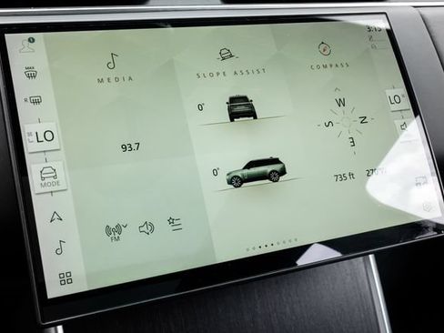 New 2026 Land Rover Range Rover SE AWD/4WD image 36