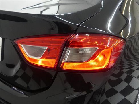 Used 2018 Chevrolet Cruze LS FWD image 15