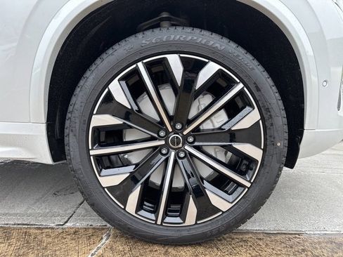 New 2026 Volvo XC90 B6 Ultra image 9