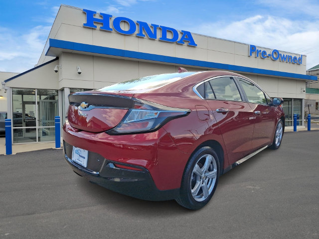 Used 2018 Chevrolet Volt LT w/ LT Driver Confidence Package FWD image 4