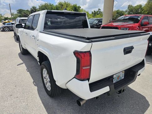 Used 2024 Toyota Tacoma SR5 RWD image 4