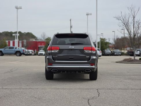 Used 2016 Jeep Grand Cherokee Summit image 6