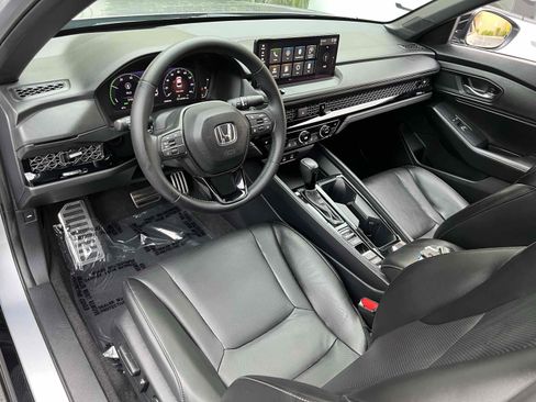 Used 2023 Honda Accord Sport image 5
