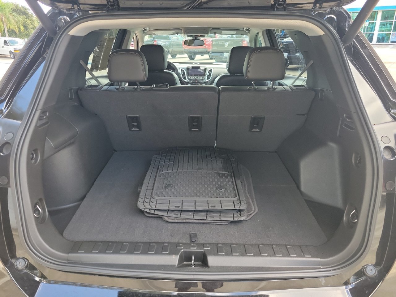 Certified 2021 Chevrolet Equinox Premier w/ Redline Edition FWD image 7