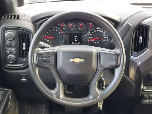 Used 2019 Chevrolet Silverado 1500 Custom w/ Custom Convenience Package AWD/4WD image 29