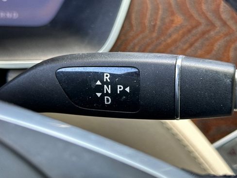 Used 2018 Tesla Model X 100D image 17