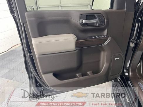 Used 2020 GMC Sierra 1500 SLT w/ SLT Premium Plus Package AWD/4WD image 27