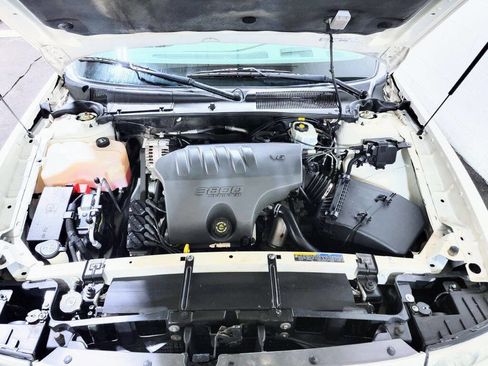 Used 2002 Buick Le Sabre Limited w/ Driver Confidence Pkg image 10