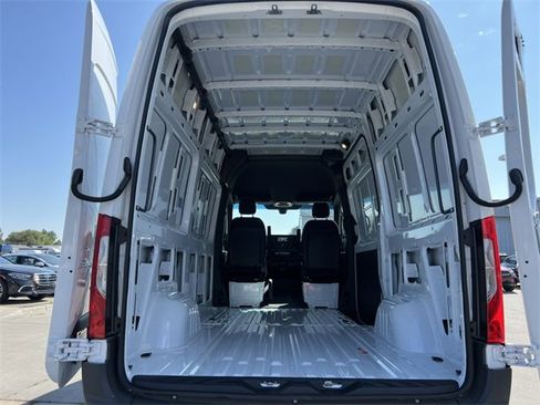 New 2024 Mercedes-Benz Sprinter 144 Cargo image 35