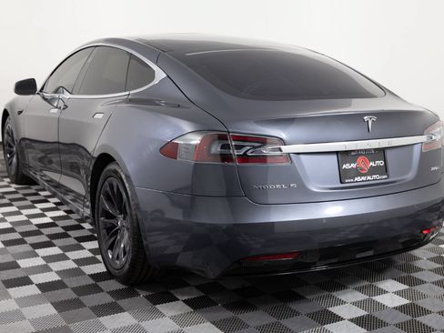 Used 2018 Tesla Model S 100D AWD/4WD image 5