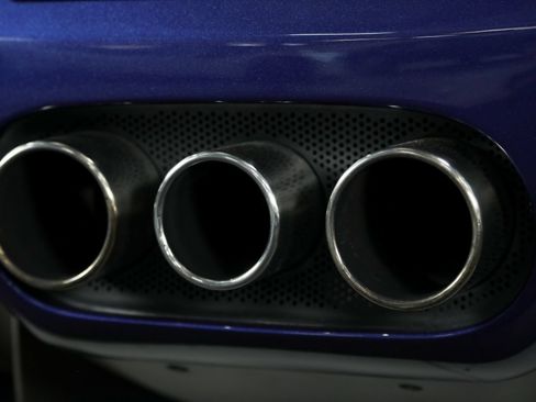 Used 2015 Ferrari 458 Spider RWD image 26