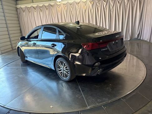 Used 2024 Kia Forte GT-Line w/ GT-Line Premium Package FWD image 7