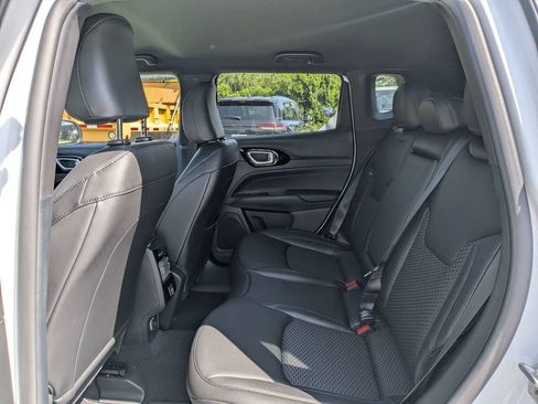 New 2026 Jeep Compass Latitude AWD/4WD image 13