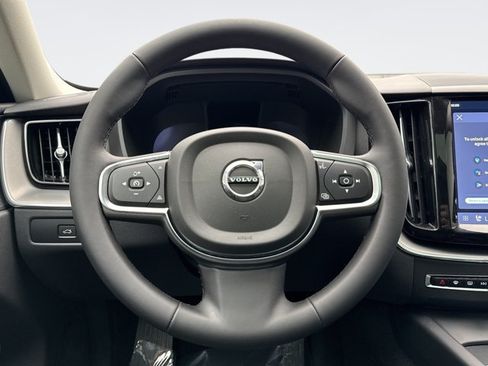Used 2024 Volvo XC60 B5 Core w/ Climate Package AWD/4WD image 12