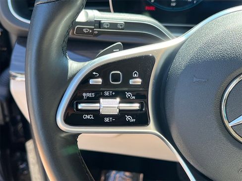 Used 2022 Mercedes-Benz GLE 450 4MATIC image 25