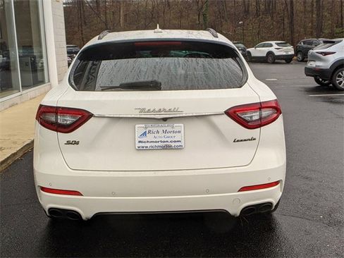 Used 2019 Maserati Levante S image 5
