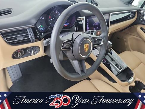 Used 2024 Porsche Macan AWD/4WD image 18