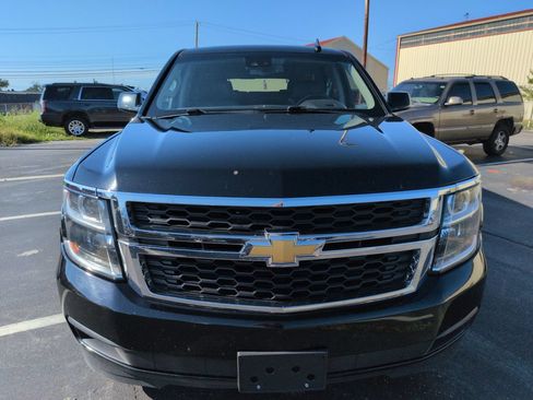 Used 2018 Chevrolet Suburban LT AWD/4WD image 9
