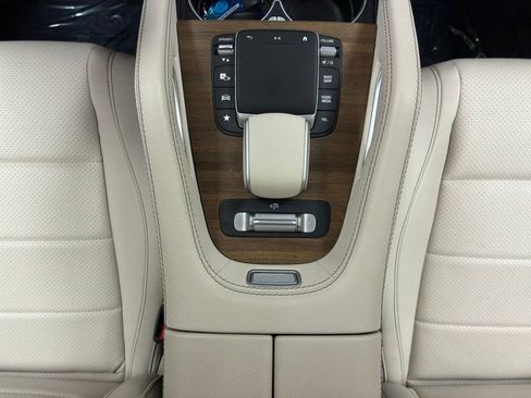 Used 2022 Mercedes-Benz GLS 450 4MATIC image 50