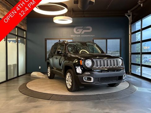 Used 2018 Jeep Renegade Latitude AWD/4WD image 1