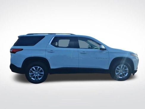 Certified 2021 Chevrolet Traverse LT image 8