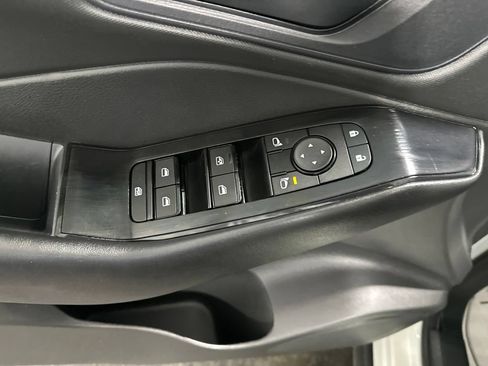 Used 2024 Nissan Rogue S AWD/4WD image 15