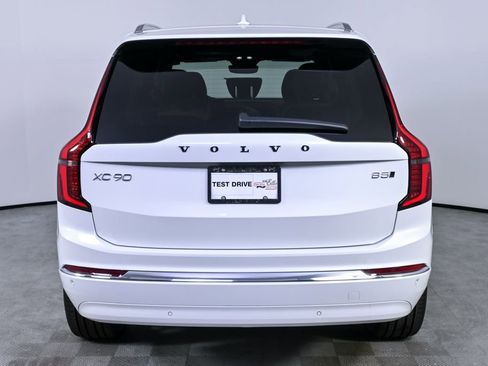New 2026 Volvo XC90 B5 Plus w/ Protection Package image 30