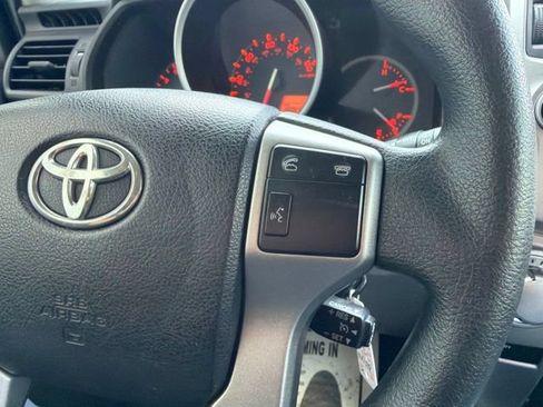 Used 2013 Toyota 4Runner SR5 w/ Convenience Pkg RWD image 33
