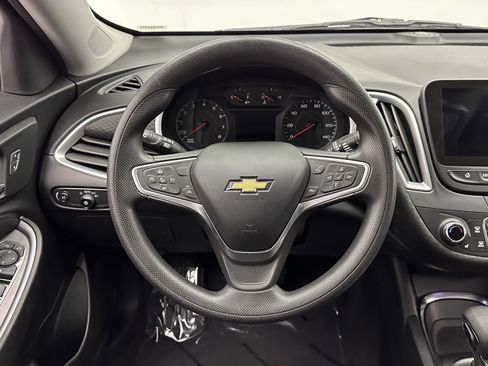 Used 2023 Chevrolet Malibu LT image 25
