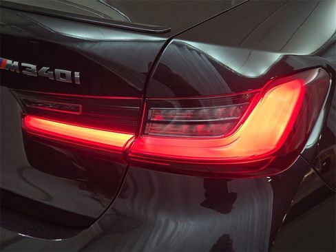 New 2025 BMW M340i xDrive w/ Premium Package image 33