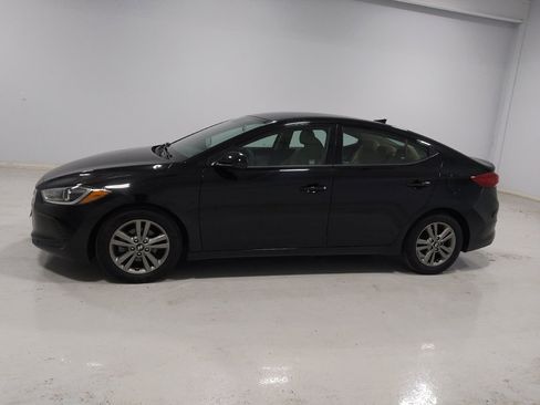 Used 2018 Hyundai Elantra SEL w/ Cargo Package image 2