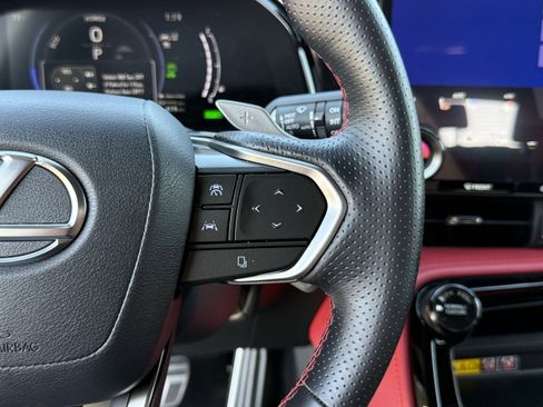 Certified 2025 Lexus NX 450h+ F Sport image 24