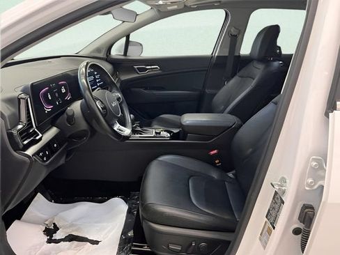 Used 2025 Kia Sportage EX w/ Premium Package AWD/4WD image 14