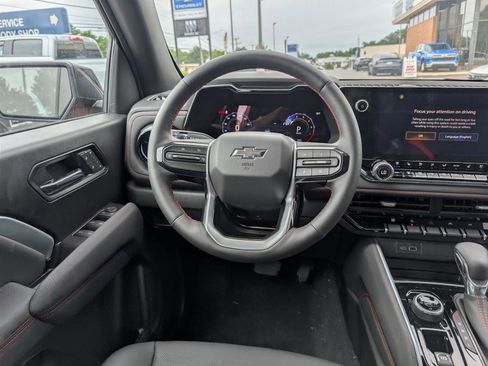 New 2025 Chevrolet Colorado Z71 w/ Technology Package image 11