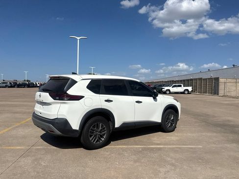 Certified 2023 Nissan Rogue S FWD image 26