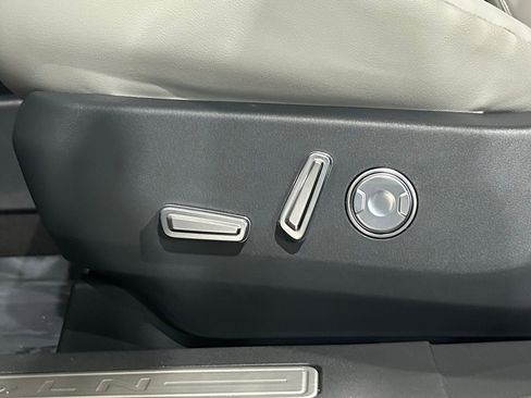 New 2026 Lincoln Nautilus Premier w/ Equipment Group 102A image 42