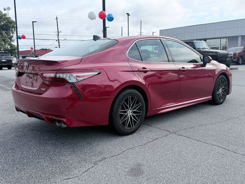 Used 2019 Toyota Camry XSE FWD image 6