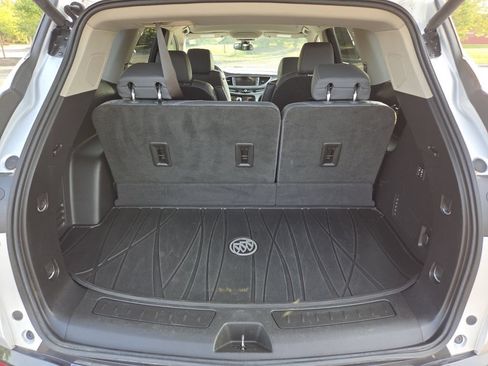 Used 2020 Buick Enclave Premium w/ Trailering Package, 5000 lbs. AWD/4WD image 28