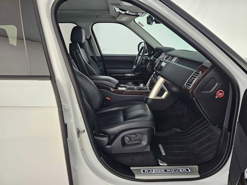 Used 2015 Land Rover Range Rover image 10