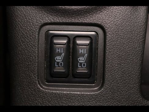 Used 2016 Mitsubishi Outlander SEL AWD/4WD image 23