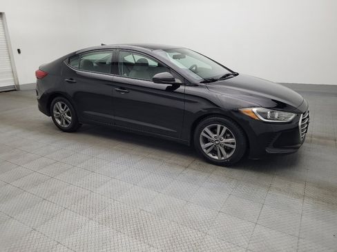 Used 2017 Hyundai Elantra SE image 11