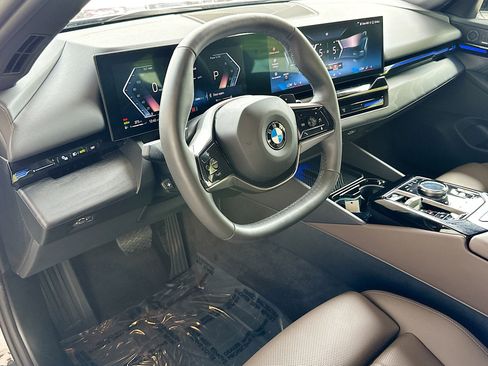 Certified 2024 BMW 530i image 9