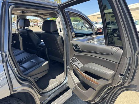 Used 2019 Chevrolet Tahoe LT AWD/4WD image 16