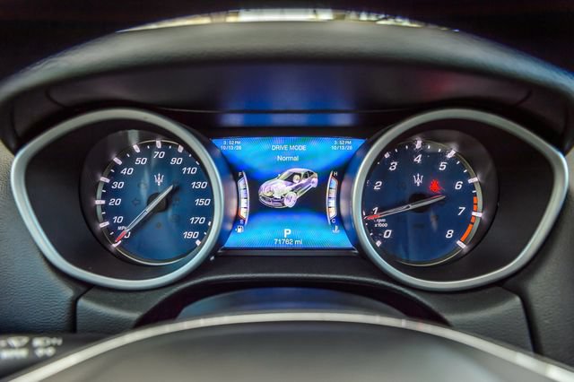 Used 2018 Maserati Ghibli RWD image 17